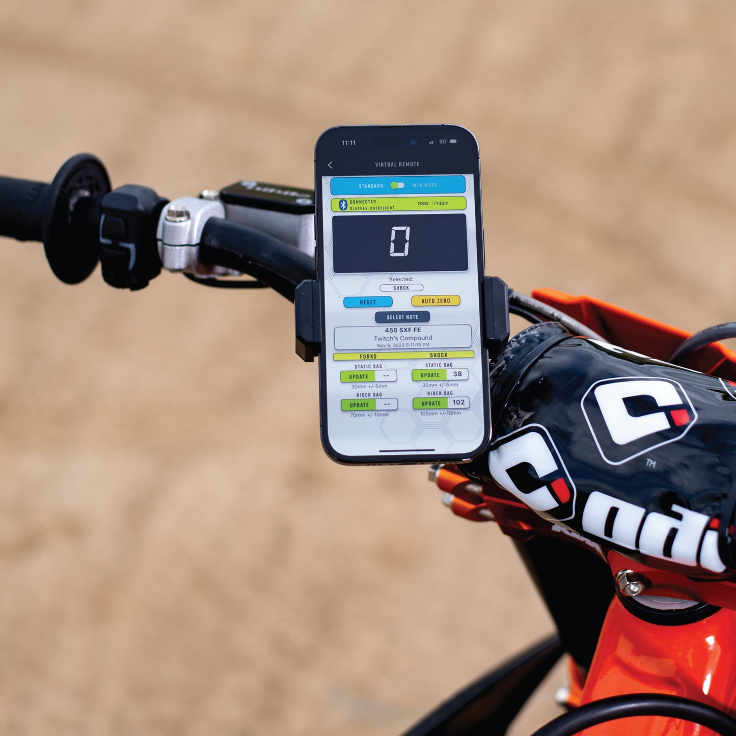 Slacker Smartphone Bar Mount